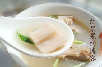 Chicken Soup with Red Dates and Lotus Root recipe