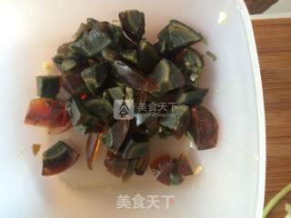 Shrimp and Cucumber Preserved Egg Soup recipe