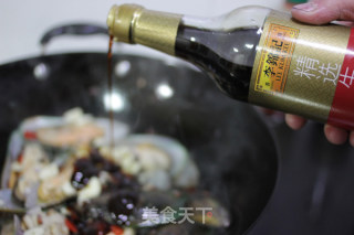 Mussels with Spicy Oyster Sauce recipe