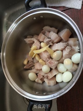 Marinated Quail Egg Pork Belly recipe