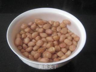 Spicy Red Fermented Bean Curd and Peanut Pork Feet recipe