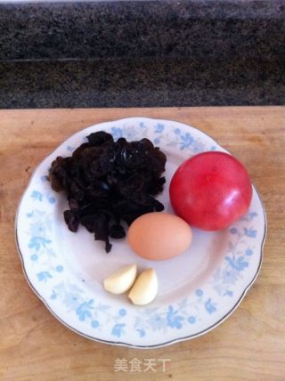 Tomato and Fungus Egg Soup recipe