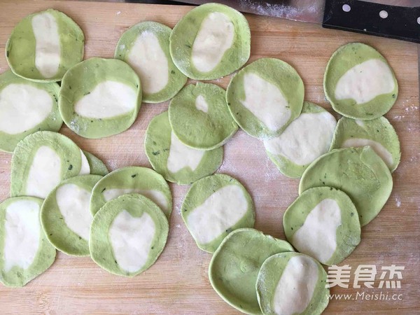 Cabbage Jade Dumplings recipe