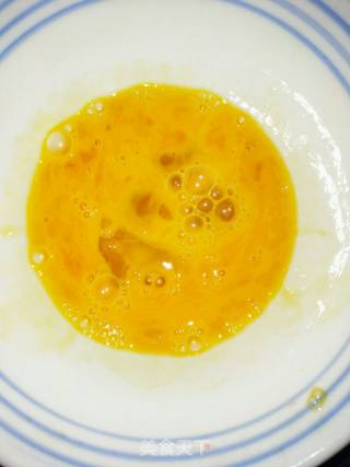 Scrambled Eggs with Cucumber and Fungus recipe