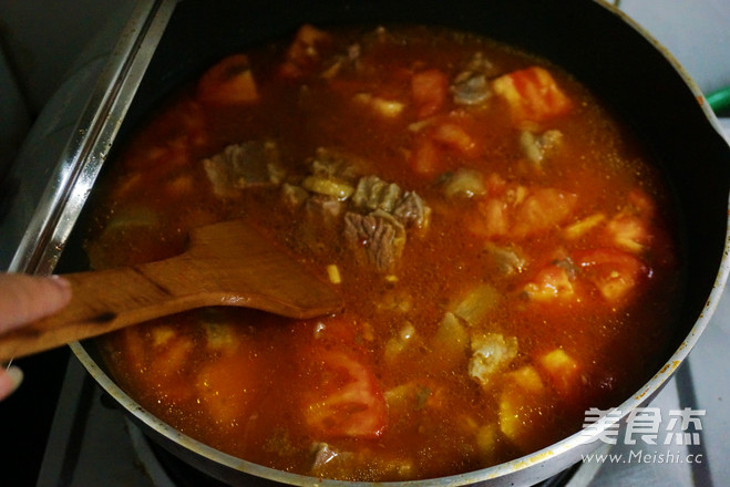 Tomato Beef Brisket Soup recipe