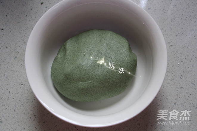 Chinese Mugwort Bean Paste Cake recipe