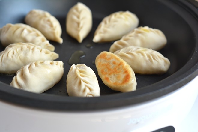 Egg Hug Dumplings recipe