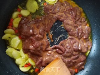 Stir-fried Pork Liver with Shallots recipe