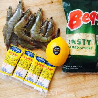 Baked Shrimp with Egg Yolk Cheese recipe