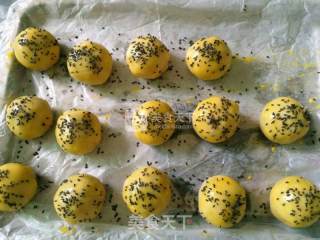 Egg Yolk Crisp recipe