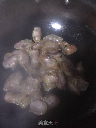 Stir-fried Sausage with Garlic recipe