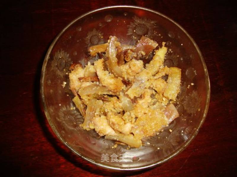 Steamed Pork with Dried Cowpea and Rice Noodles