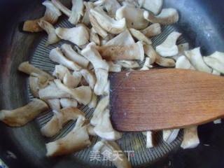 Dry Cheeks---stir-fried Shiitake Mushroom Roots recipe