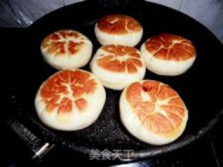 Change to Frying Method-steamed Bun Recipe [boiled Bean Paste Cake] recipe