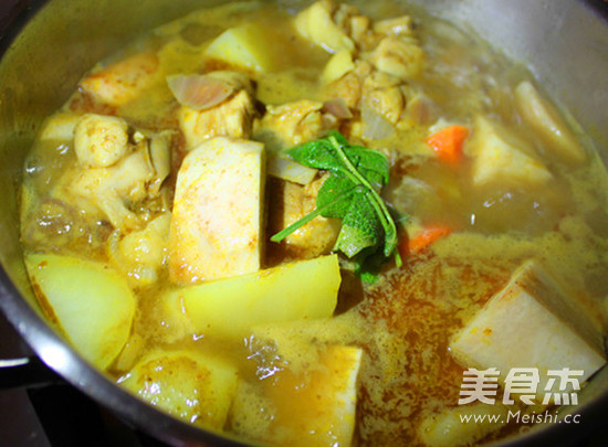 Coconut Taro Chicken Curry recipe