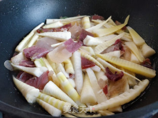 Braised Bamboo Shoots with Ham recipe