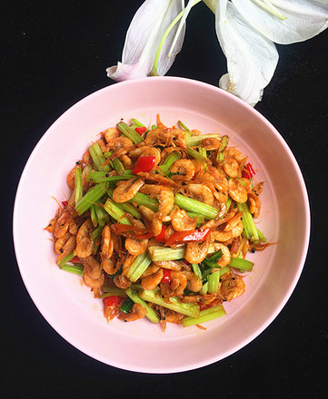 Stir-fried Shrimp with Celery recipe