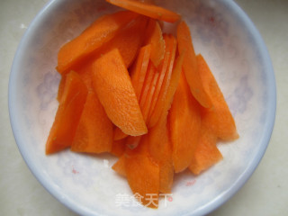 Fried Noodles with Vegetables and Pork recipe