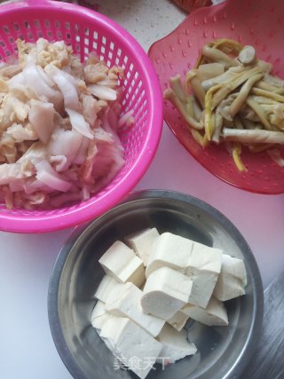 Sour Cabbage Stewed Pork Bones recipe