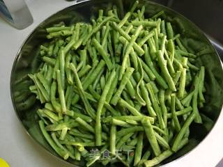 Pickled Cowpea Pickles recipe