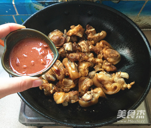 Braised Pork Trotters with Dried Bamboo Shoots recipe