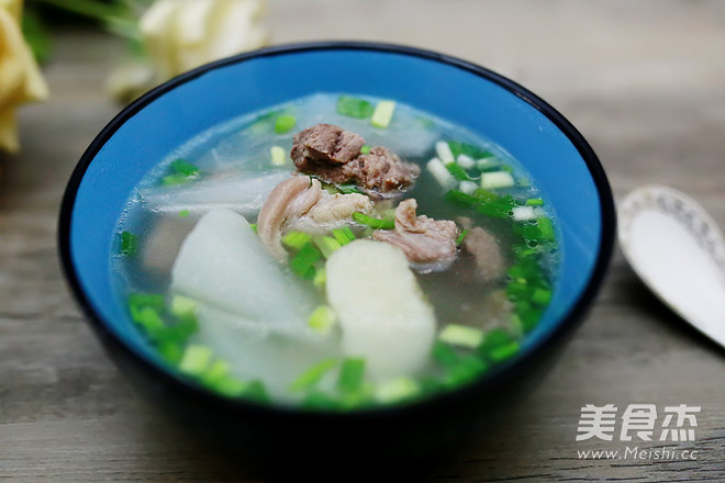 Snow Nourishing: Radish, Horseshoe and Lamb Soup recipe