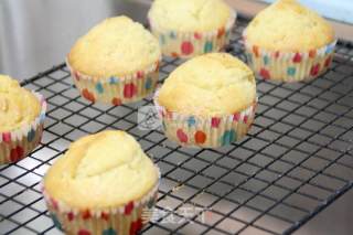 [pineapple Flower Cupcake]: A Small Cake that Can Nourish The Liver recipe