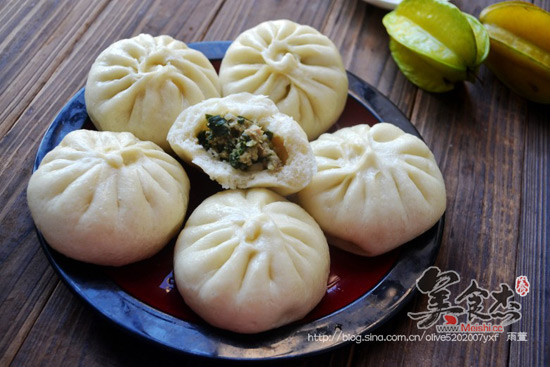 Chinese Chives, Horseshoe and Pork Buns recipe