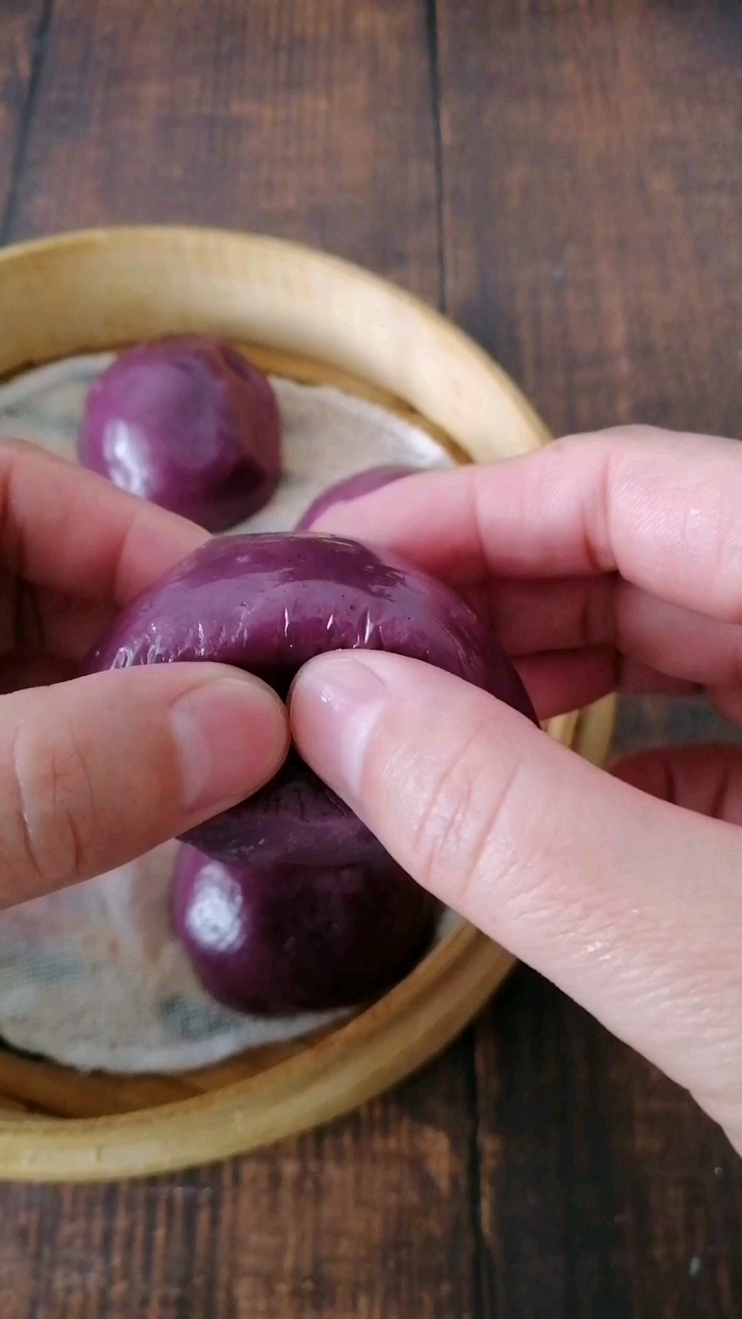 Purple Sweet Potato Sticky Bean Buns recipe