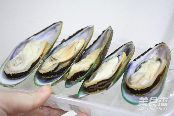 Baked Mussels with Mayonnaise recipe