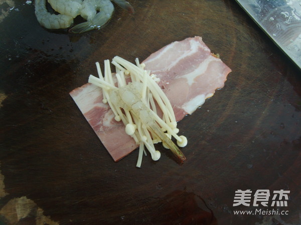 Shrimp and Enoki Mushroom Bacon Wraps recipe