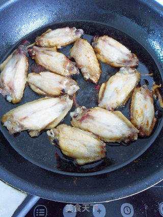 [delicious Tip of Tongue Induces Drooling] Crispy Chicken Wings recipe