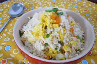 Fried Rice with Shrimp and Preserved Egg recipe