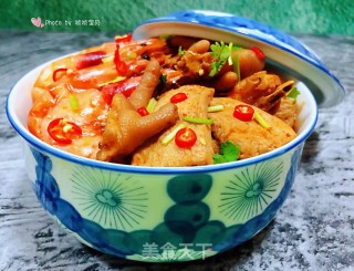 Prawns and Chicken Claw Pot#food Trimmings to Make A Big Meal# recipe