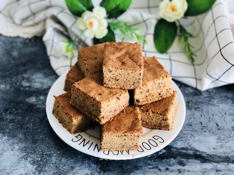 Red Date Cake recipe