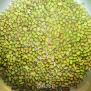 Pumpkin Mung Bean Soup recipe