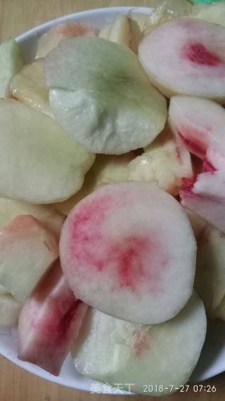 Homemade Canned Peaches recipe