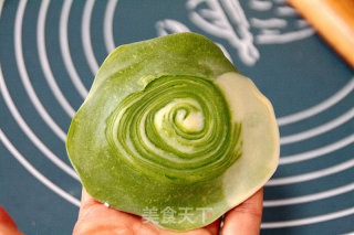 Knowing Everything is Endless: [two-color Circle Spiral Pastry] recipe