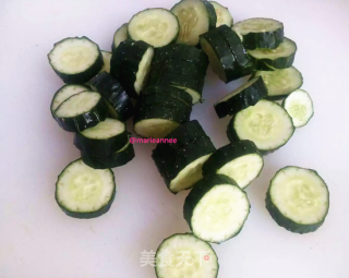 Freshly Squeezed Cucumber Juice recipe