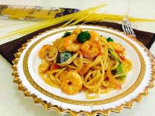 Seafood Spaghetti with Tomato Sauce recipe