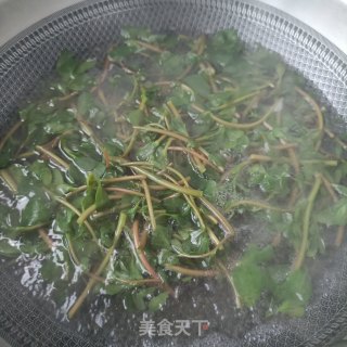 Purslane with Fine Meat recipe