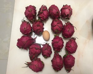 Dragon Fruit Flowers, Beautiful Fruit on A Plate recipe