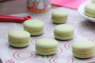 Custard Macarons recipe