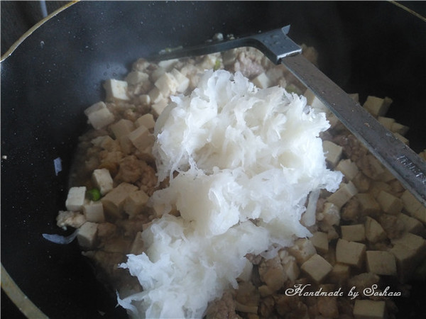 Shredded Radish Tofu and Salty Glutinous Rice Balls recipe