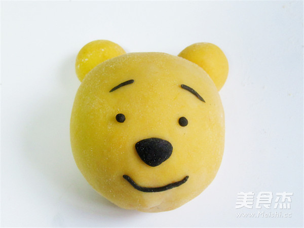 Winnie The Pooh Bean Paste Bun recipe