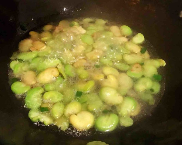 Fried Ham with Broad Beans recipe