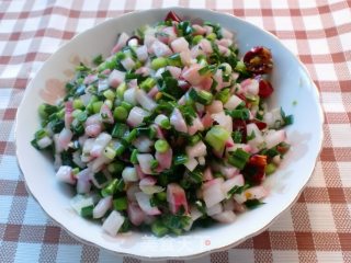 Stir-fried Pickled Radish with Garlic Sprouts (home Cooking) recipe