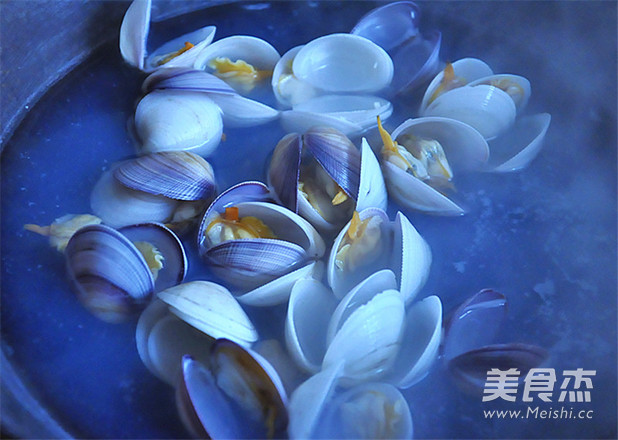 Super Smooth and Tender Clam Stew recipe