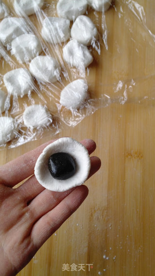 Black Sesame Glutinous Rice Balls---low Sugar and Less Oil Version recipe