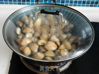 Wok Clams recipe
